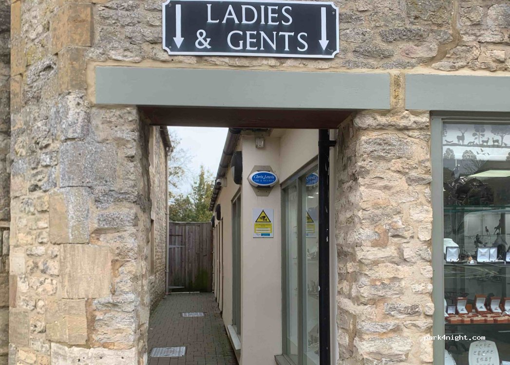 (OX18 4QA) Burford - 35 High Street — foto 2