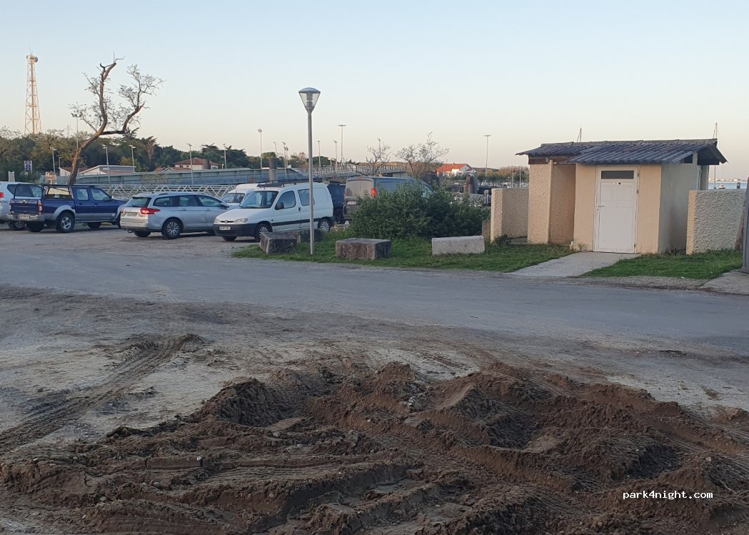 (33123) Le Verdon-sur-Mer - 2 Allée Louis de Foix — foto 2