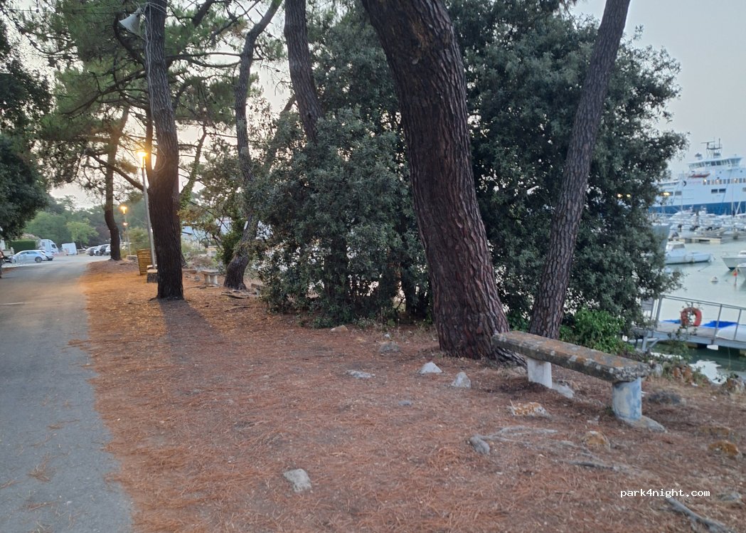 (33123) Le Verdon-sur-Mer - 2 Allée Louis de Foix — foto 4