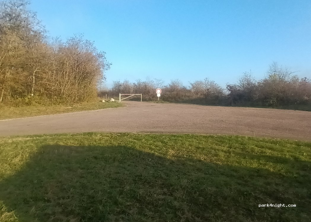 (70000) Comberjon - — foto 2