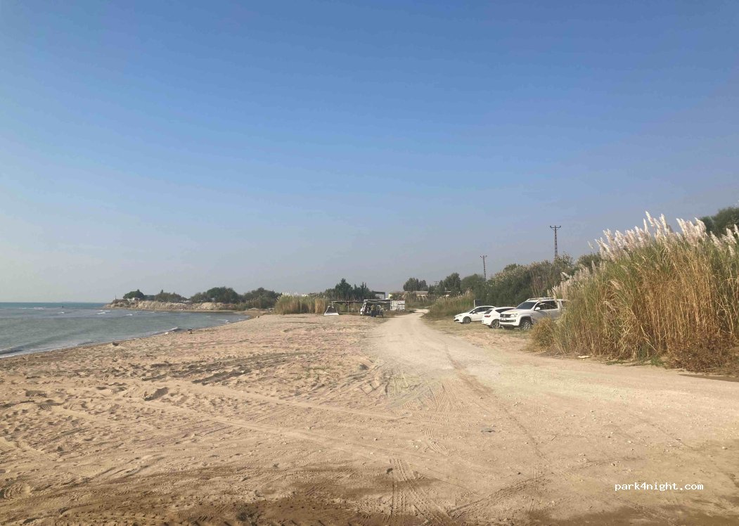 (01682) Yumurtalık - Unnamed Road — foto