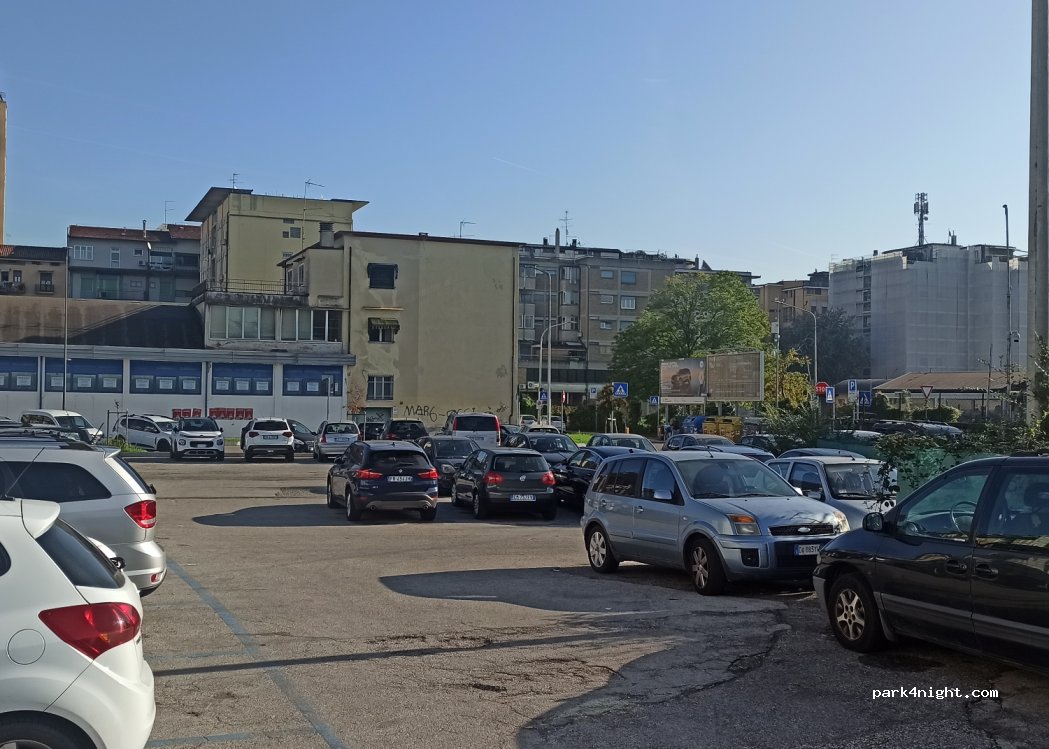 (36100) Vicenza - 34 Viale Torino — foto