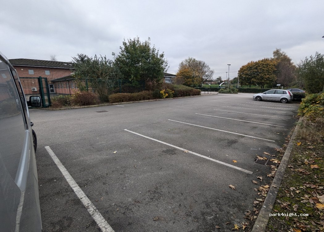 (M41 7WJ) Urmston - 3 Prestwood Close — foto