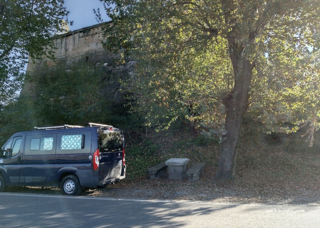 (12060) Barolo - 13 Via San Pietro — foto