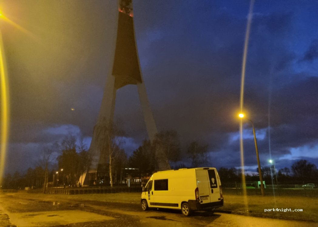 (1050) Rīga - 1 Zaķusalas krastmala — foto