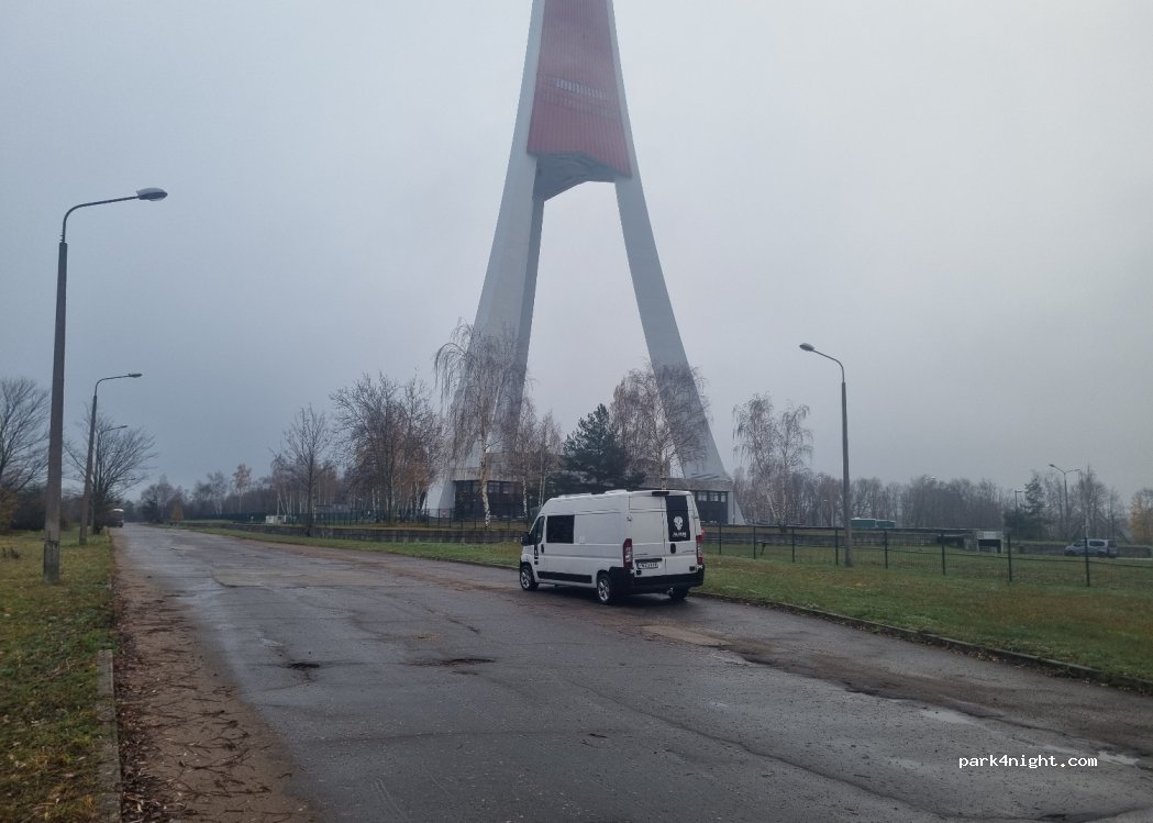 (1050) Rīga - 1 Zaķusalas krastmala — foto 2