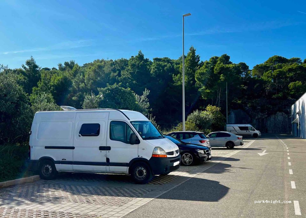 (21300) Makarska - 66 Ulica Stjepana Ivičevića — foto