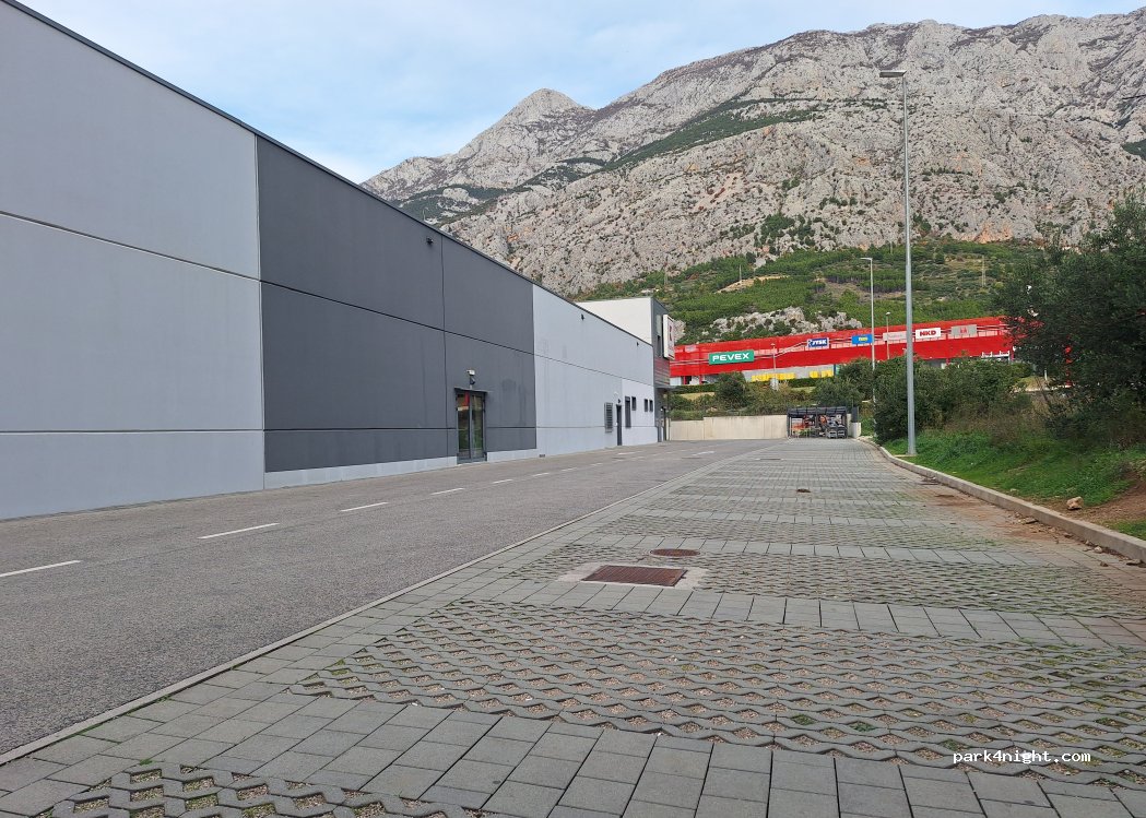 (21300) Makarska - 66 Ulica Stjepana Ivičevića — foto 2