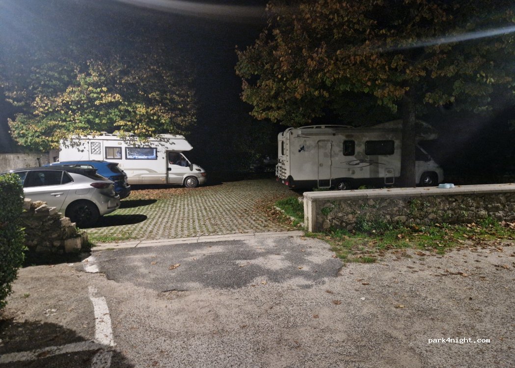 (02015) Cittaducale - 41 Via Nazionale — foto