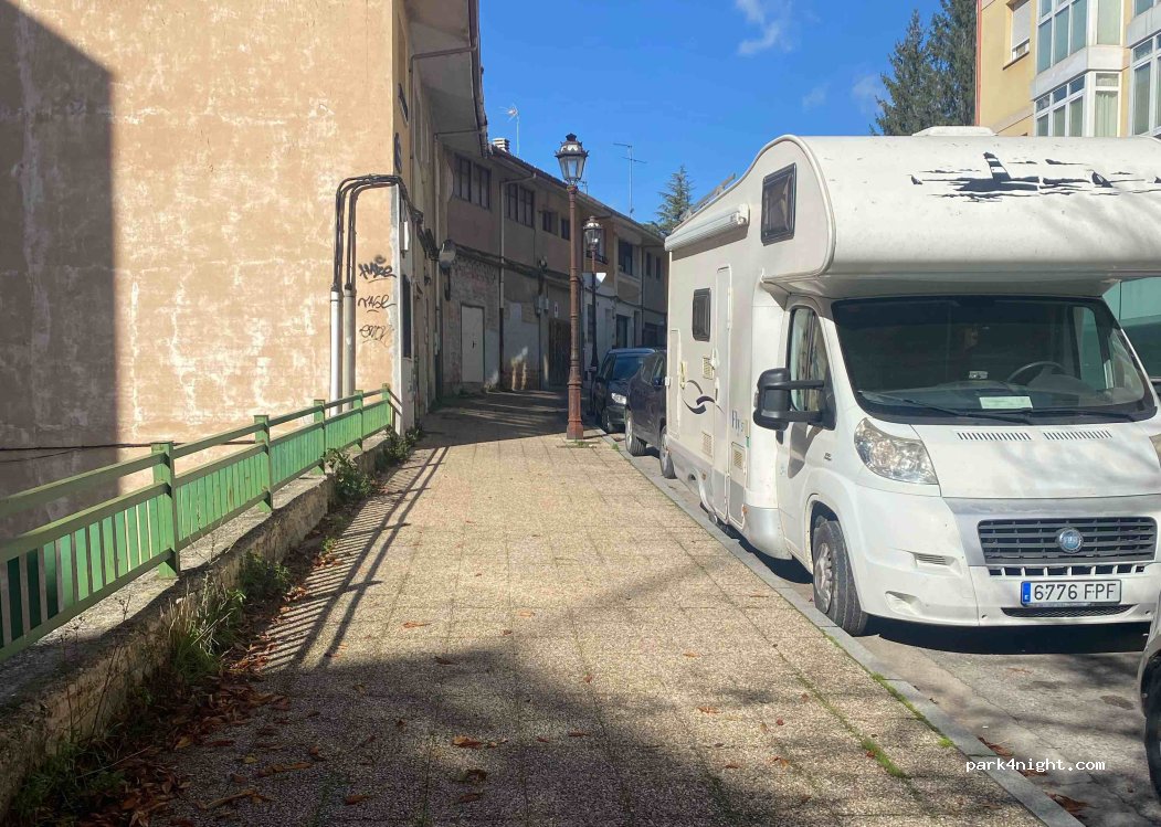 (09003) Burgos - 31a Calle Santa Águeda — foto 3