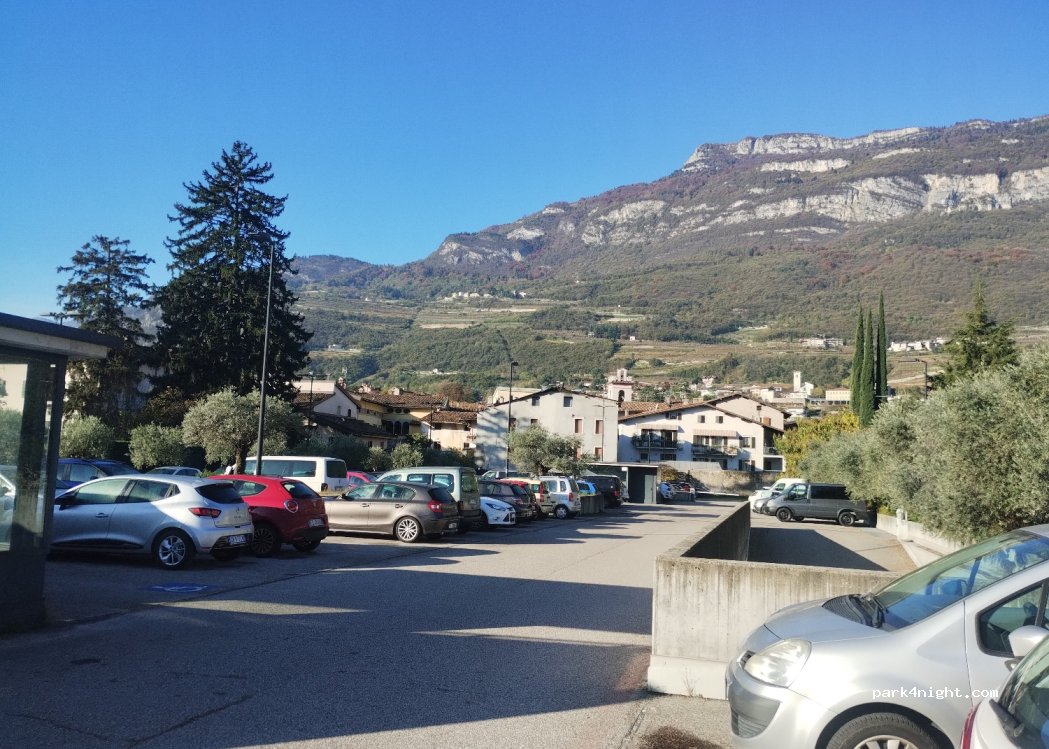 (38068) Rovereto - 51 Via Fedrigotti — foto