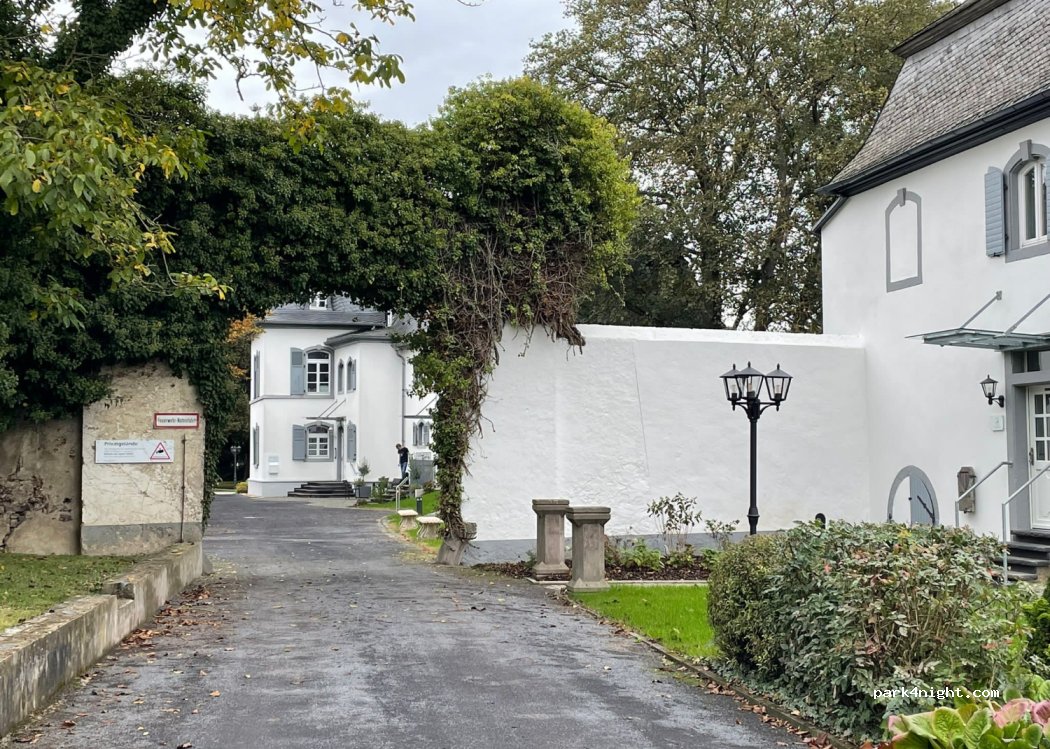 Gästehaus im Schlosspark — foto