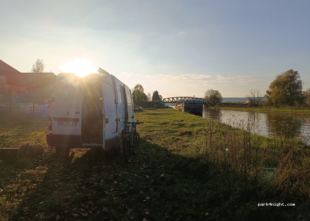 (60170) Ribécourt-Dreslincourt - 579 Rue de Bailly — foto