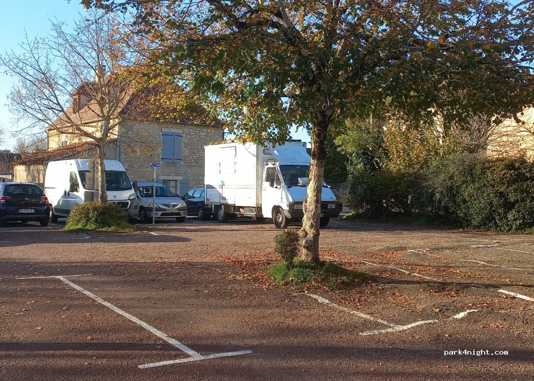 (46240) Montfaucon - 21 Rue Dreche — foto