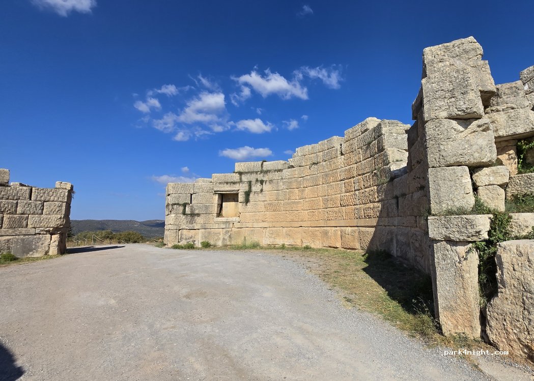 (240 02) Mavrommati - Unnamed Road — foto 2