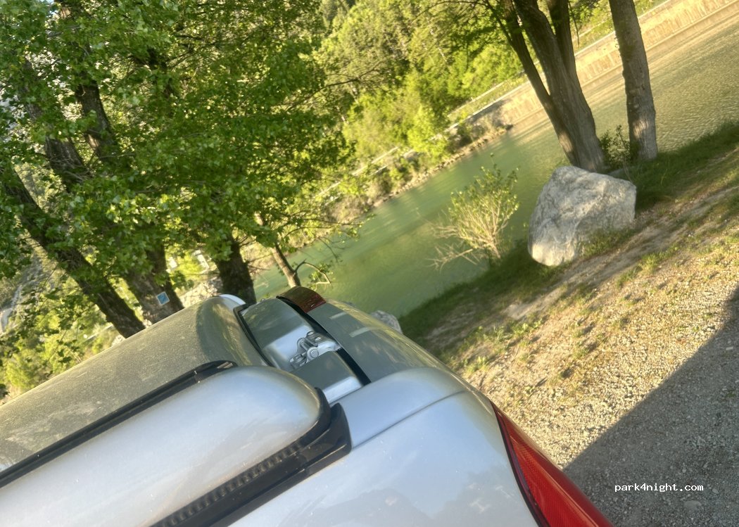 (04200) Sisteron - 310 Chemin de la Machine Fixe — foto 4