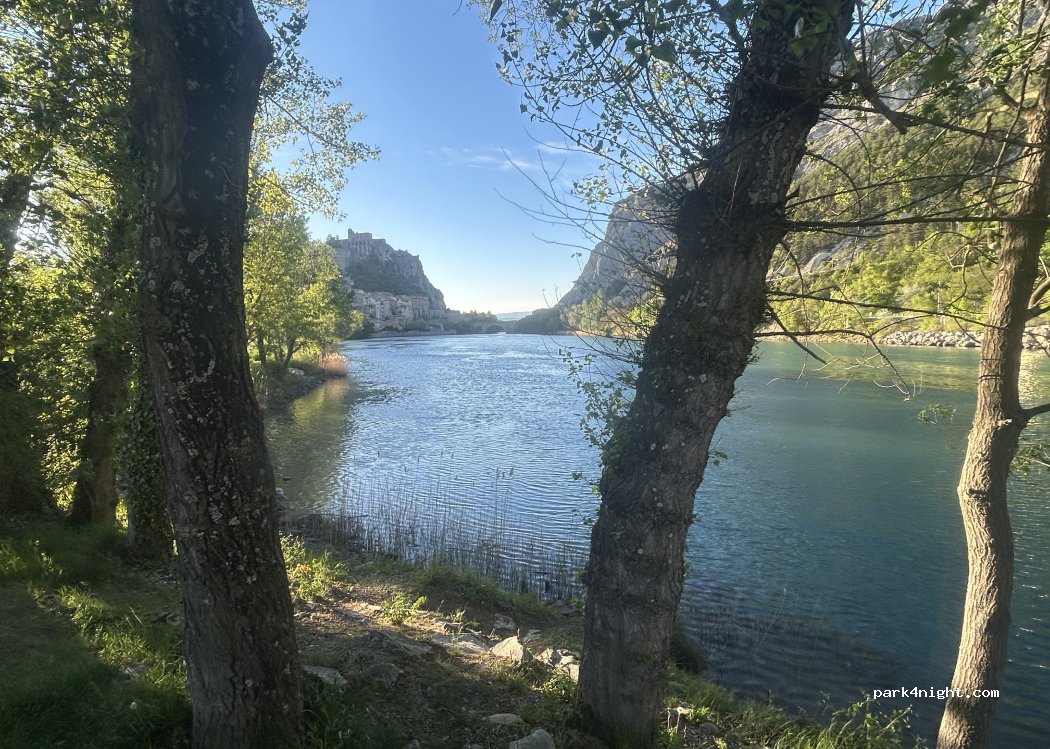 (04200) Sisteron - 310 Chemin de la Machine Fixe — foto 5