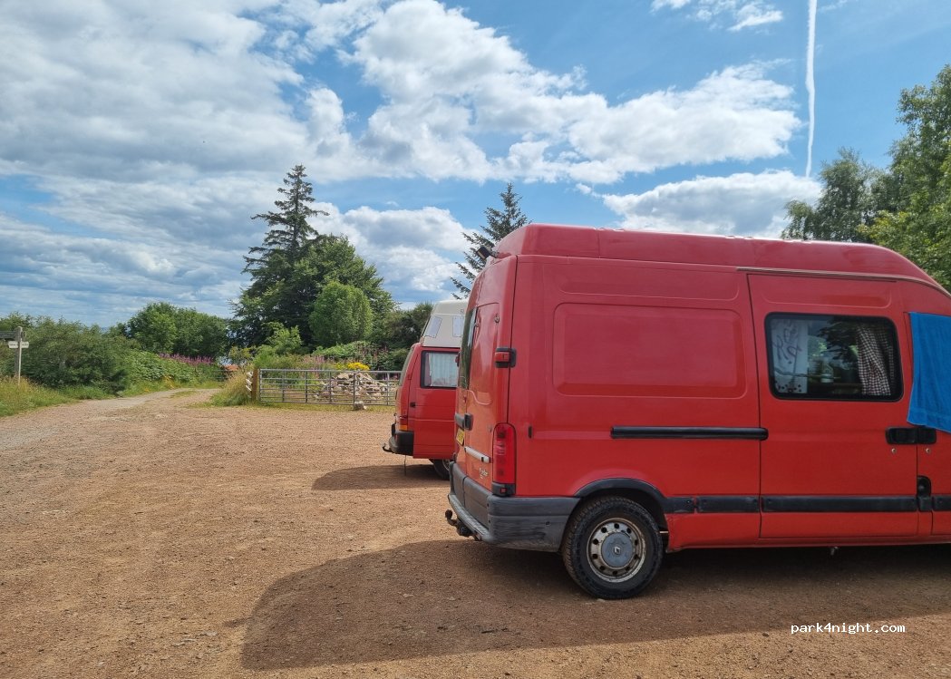 (IV11 8XH) Sustors of Cromarty - Unnamed Road — foto 4