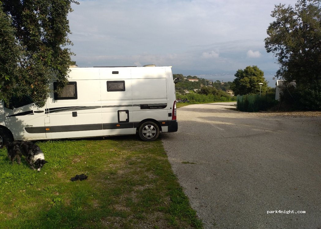 (83380) Roquebrune-sur-Argens - 4437 Corniche des Issambres — foto
