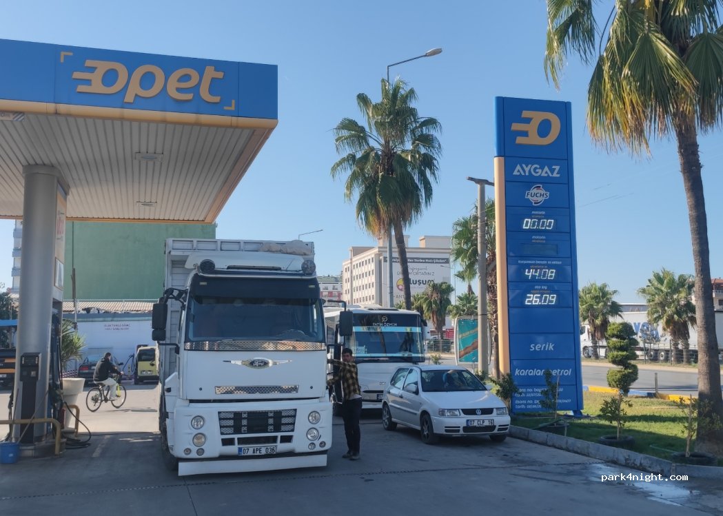 (07500) Serik - No: 404 Serik Caddesi — foto