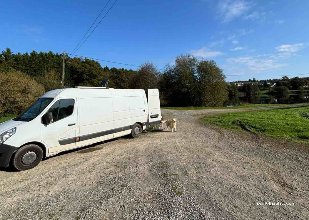 (87140) Nantiat - 1 Grande Lande — foto