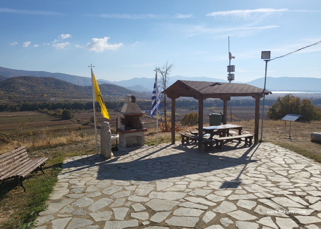 (530 77) Prespes - Unnamed Road — foto