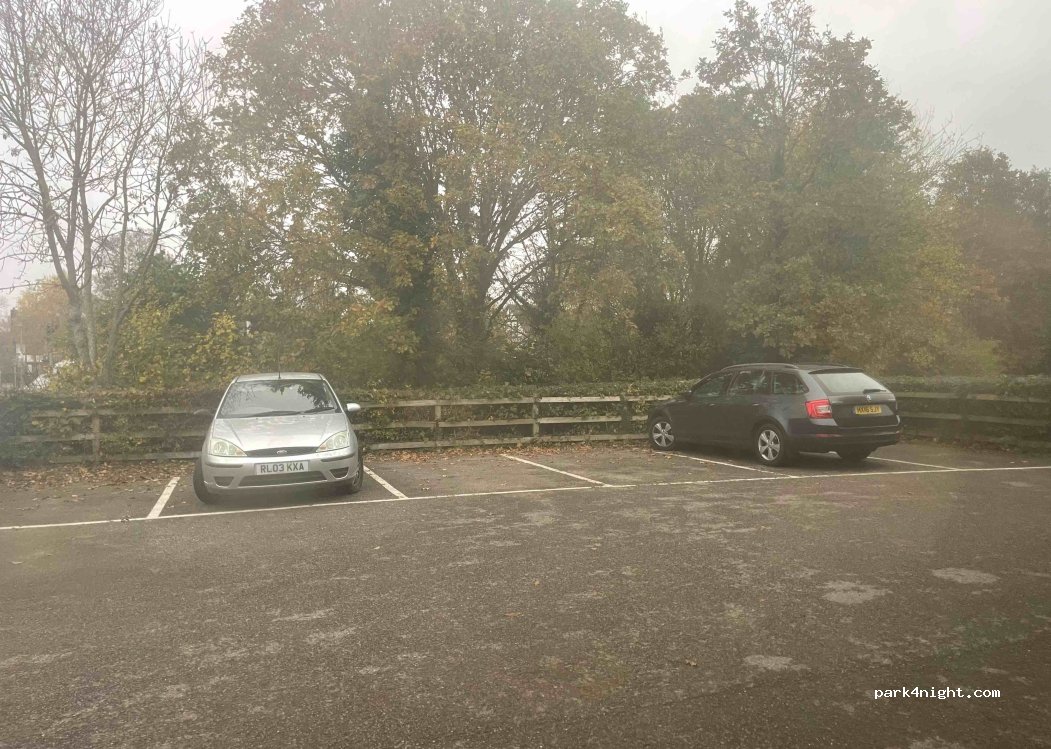 (GU17 9AB) Sandhurst - Marshall Road — foto 2