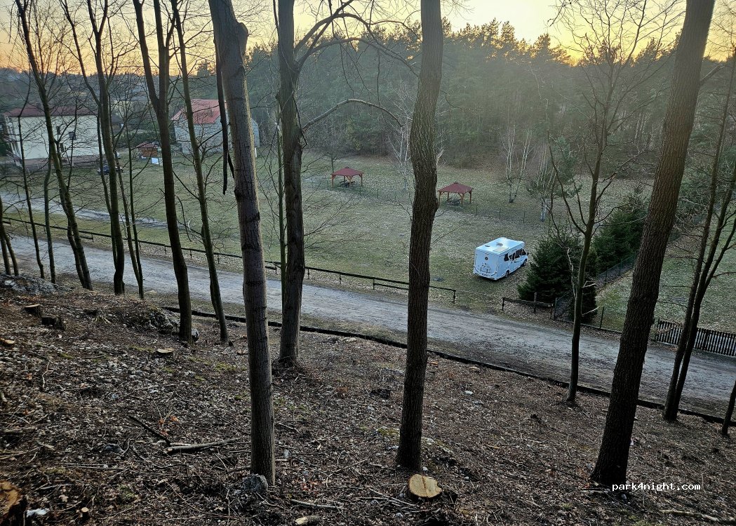 (42-440) Podzamcze - 8 Partyzantów — foto 3