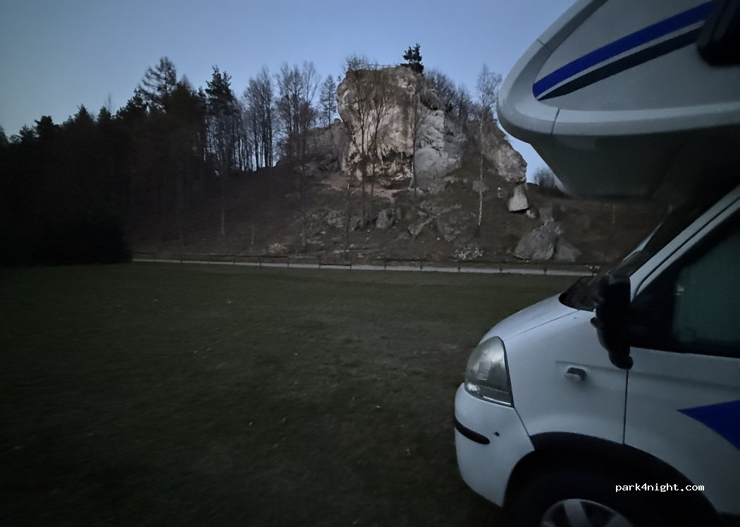 (42-440) Podzamcze - 8 Partyzantów — foto 5