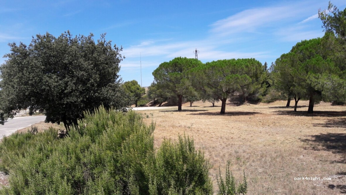 (30400) Villeneuve-lès-Avignon - D780 — foto 2
