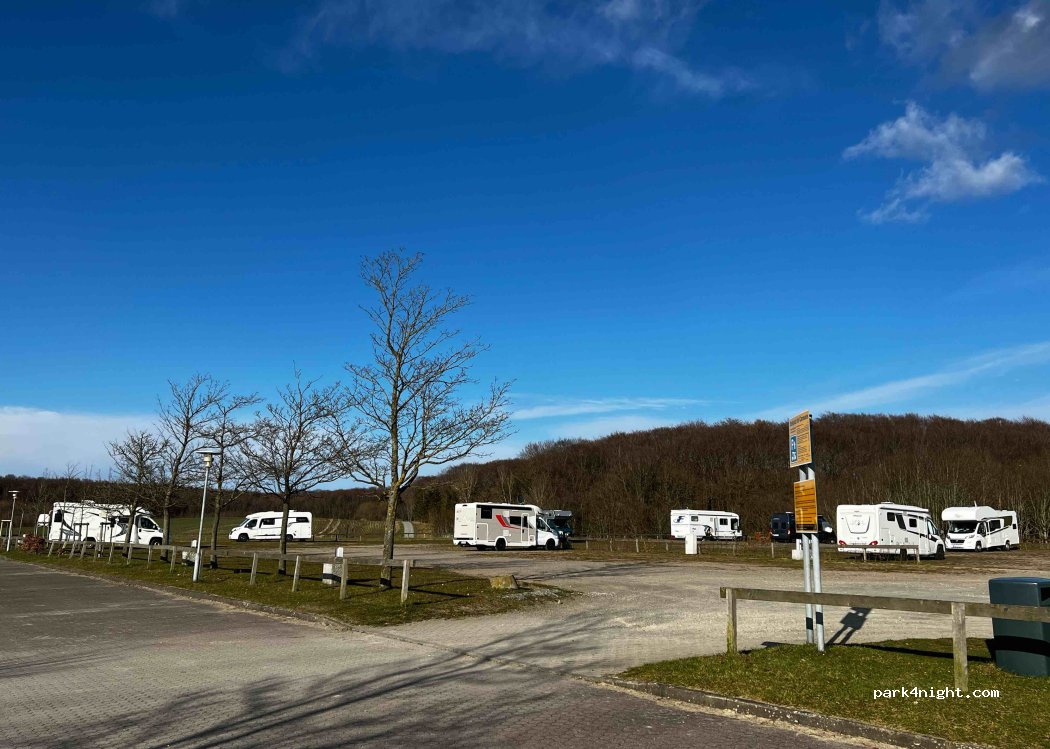 Wohnmobilstellplatz am Parkplatz Hagen — foto 2