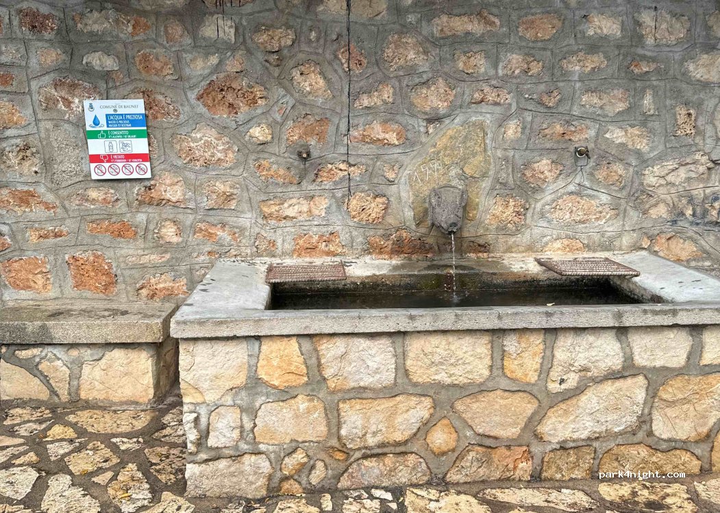 (08040) Baunei - 63 Via San Pietro — foto
