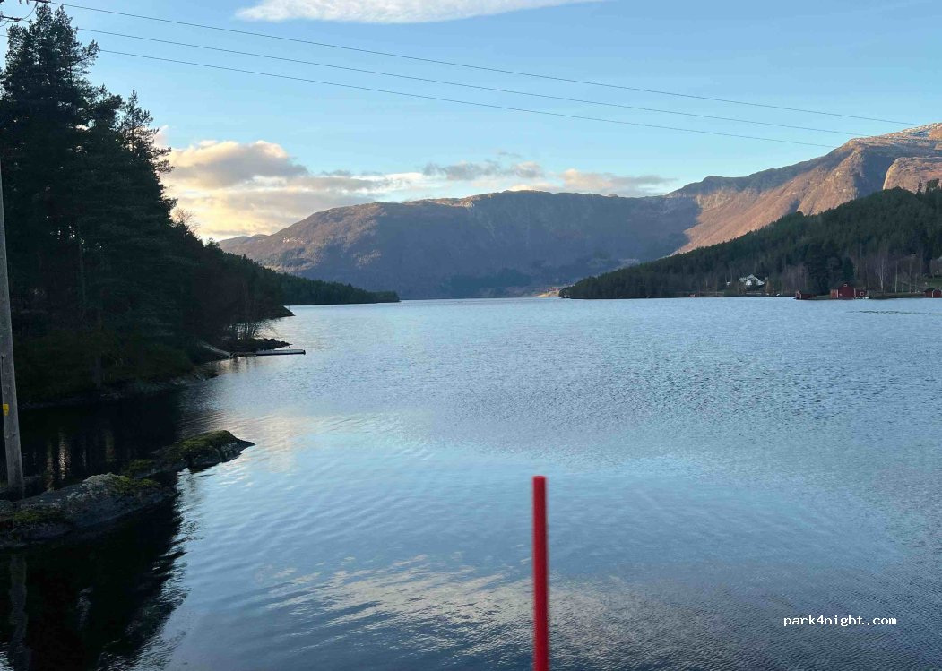 (6763) Hornindal - Nordfjordvegen — foto