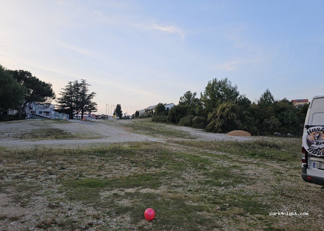 (51500) Krk - 2 Bašćanska ulica — foto