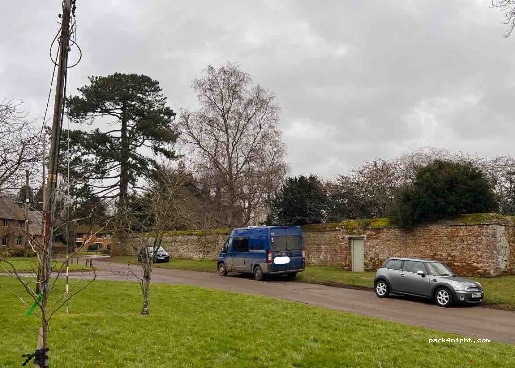 (OX17 1JU) Chipping Warden - 2 Hogg End — foto