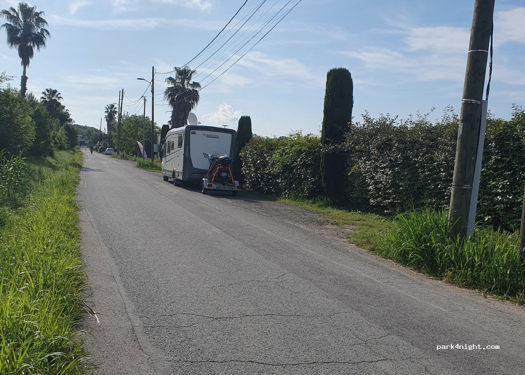 (06210) Mandelieu-La Napoule - Unnamed Road — foto 3