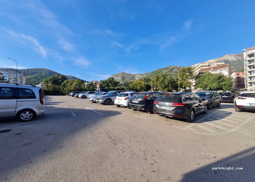 (85300) Budva - Fascism Victims Street — foto
