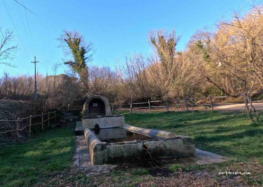 (01030) Bassano Romano - Strada della Macchia — foto