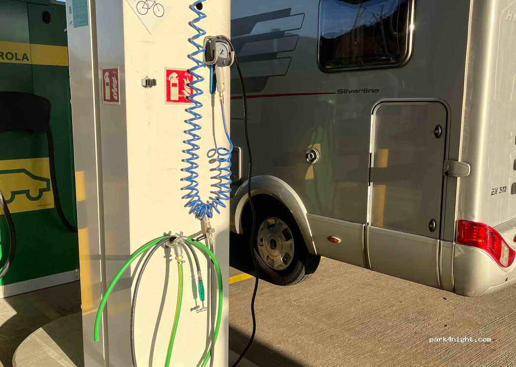 (3713) Reichenbach im Kandertal - 36 Hauptstrasse — foto