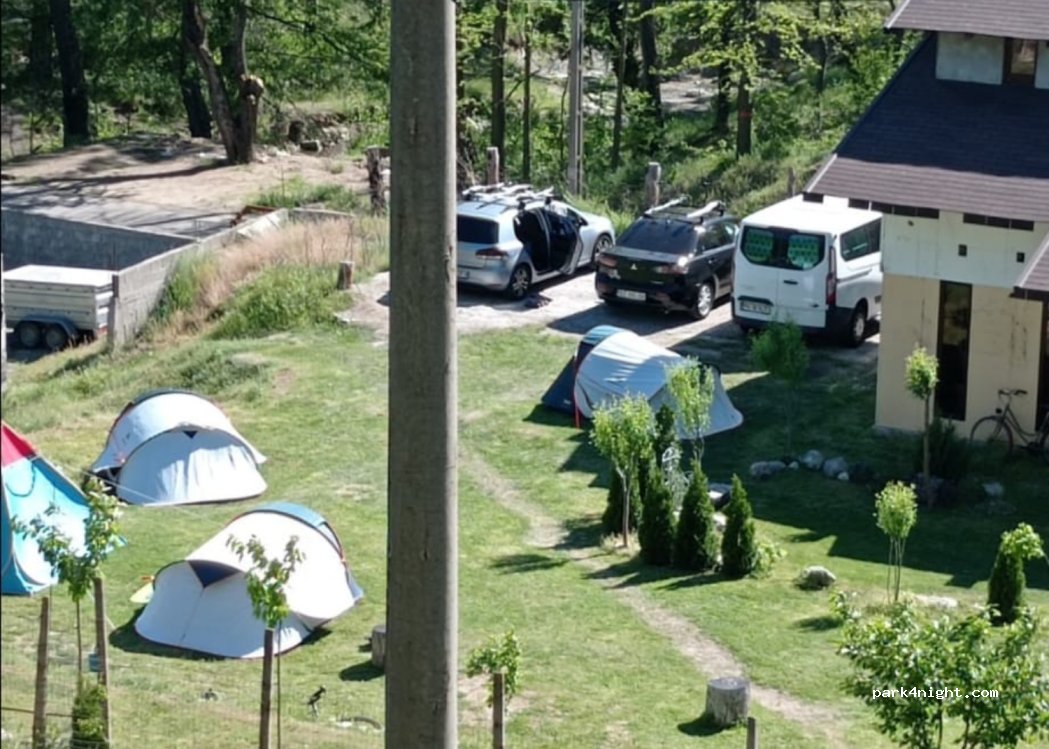 Taverna Grădețului Camping/Parking RV — foto