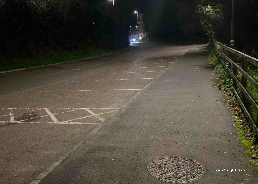 (BT47 6SY) Londonderry - 102 Waterfoot Park — foto 2