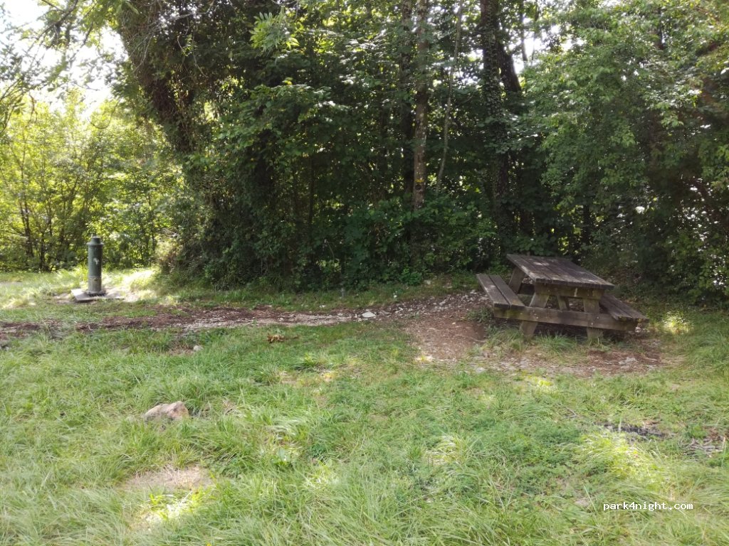 (73230) Saint-Jean-d'Arvey - Route de Lovettaz — foto 2