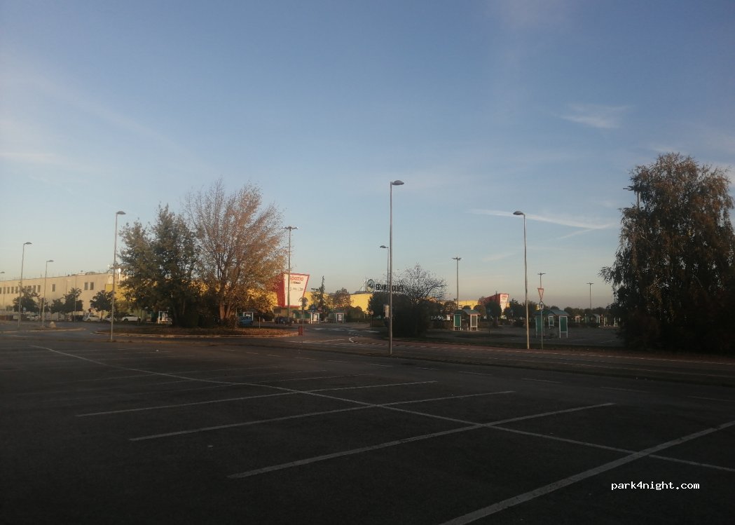 (12100) Cuneo - 5 Via Margarita — foto 2