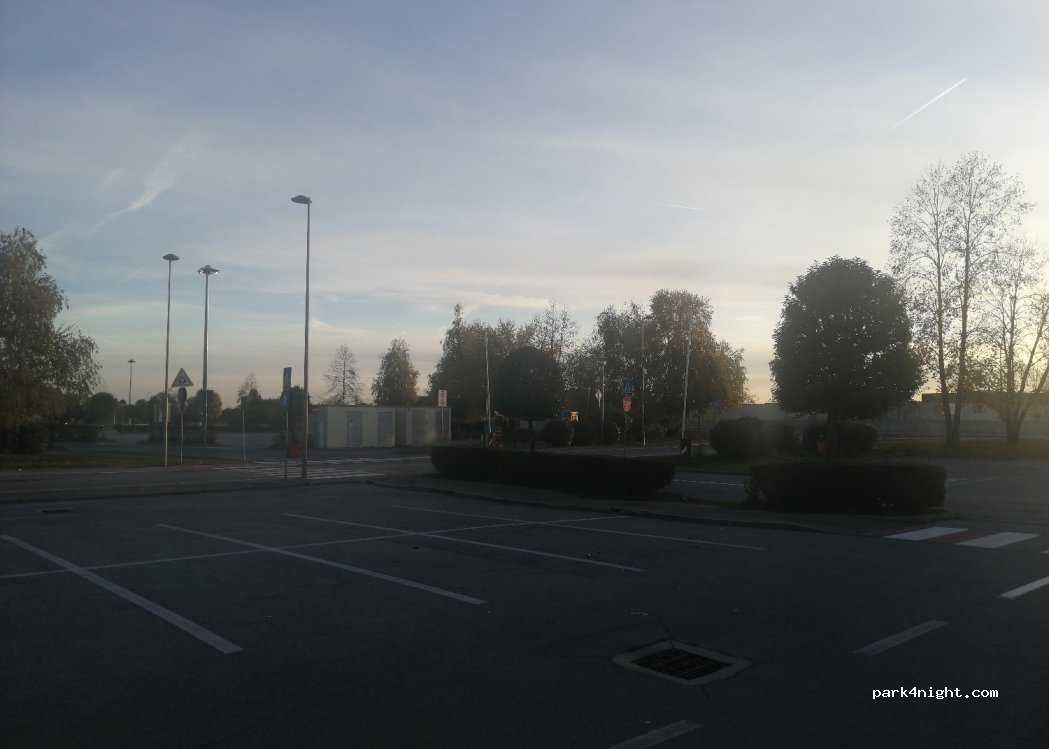 (12100) Cuneo - 5 Via Margarita — foto 3