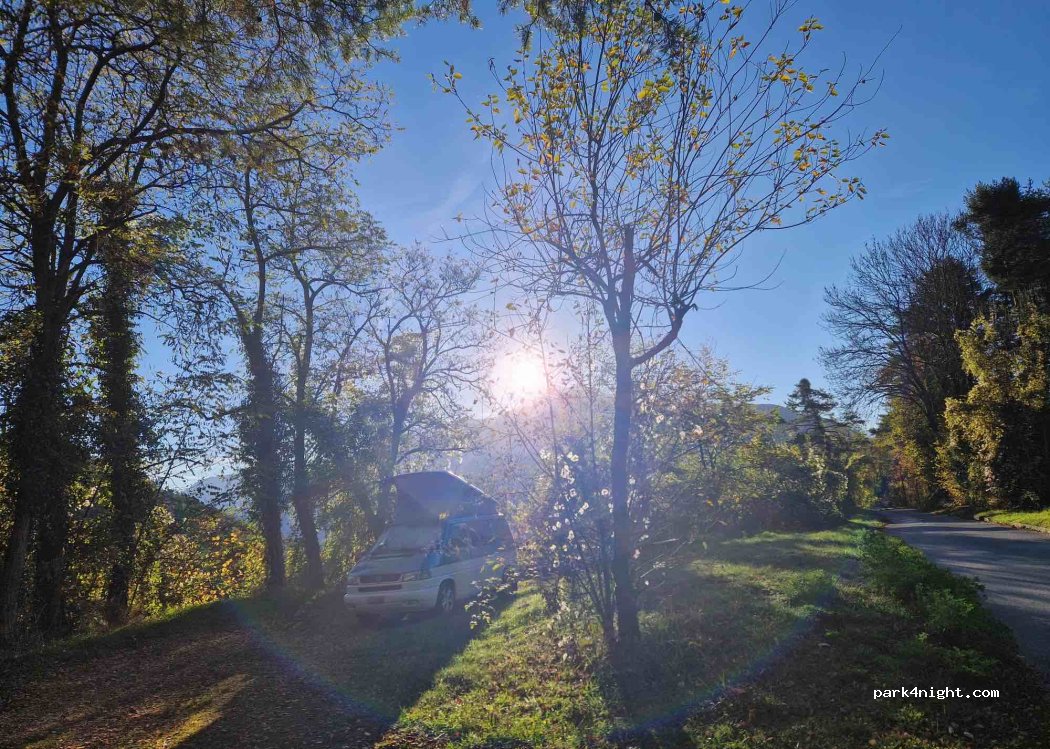 (3973) Noble-Contrée - 50 Route de Planige — foto