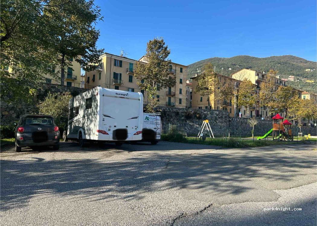 (19123) La Spezia - 10 Via dei Pioppi — foto