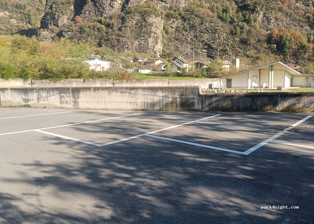 (23025) Campo Mezzola - 382 Via Milano — foto