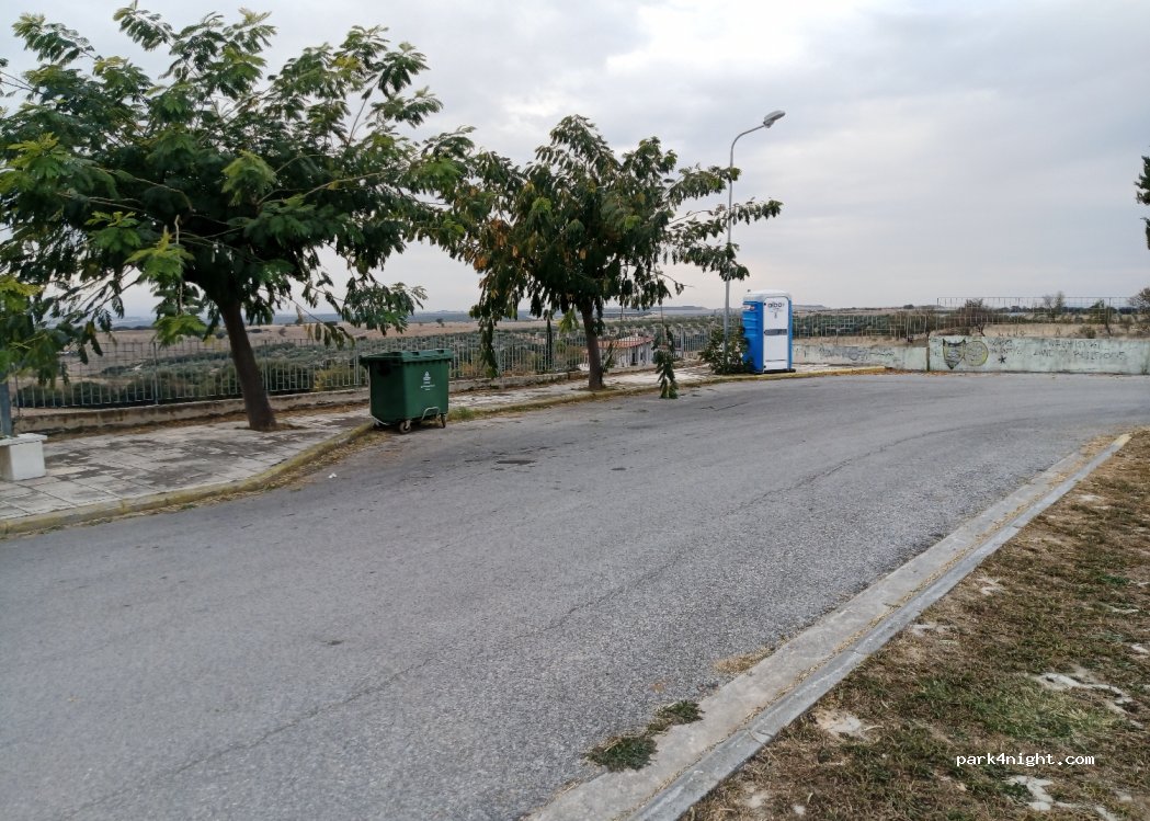 (630 80) Petralona - Unnamed Road — foto 2