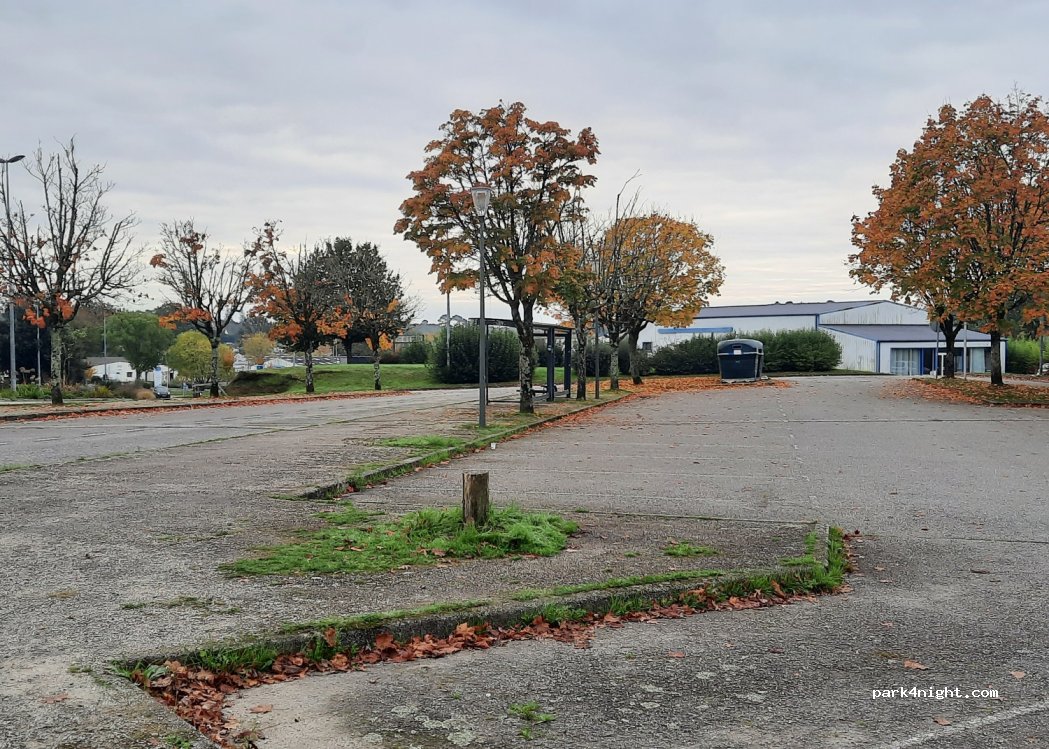 (56400) Pluneret - 1 Rue Leonard de Vinci — foto