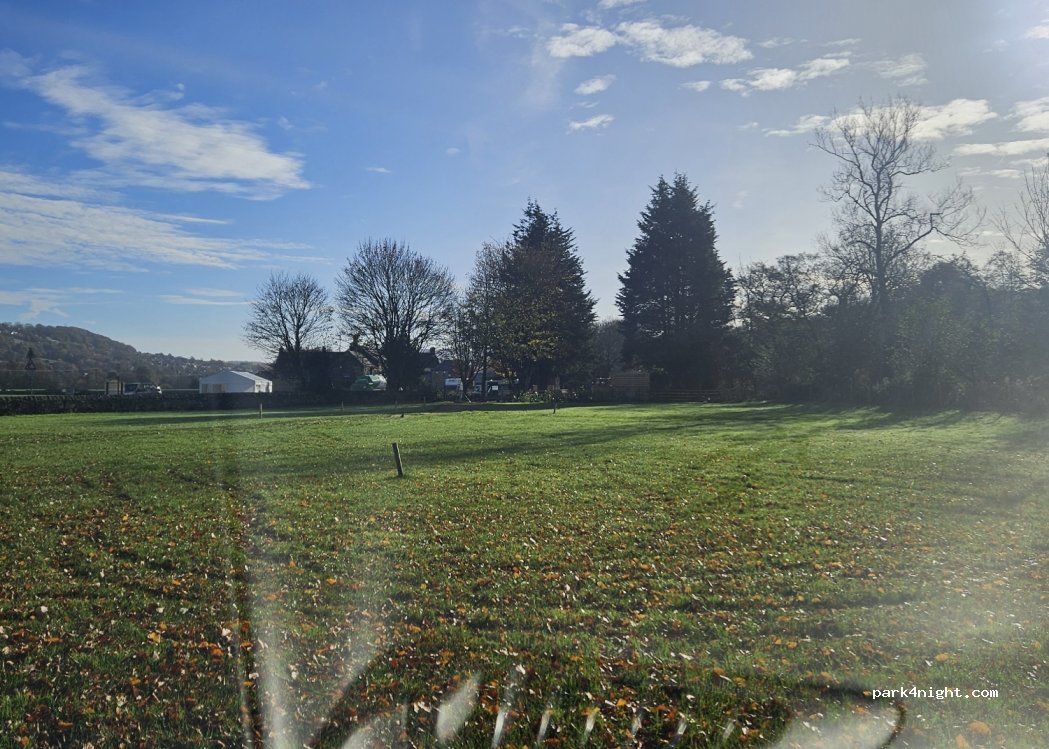 Square & Compass, Darley Dale — foto